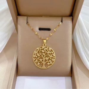 Tree of life circle pendent necklace